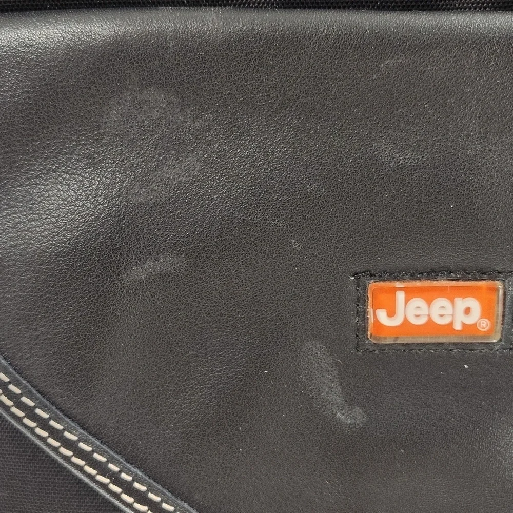 JEEP black multi section crossbody backpack bag multi use adjustable strap